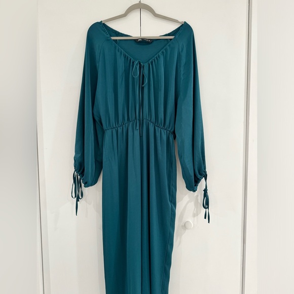 New Zara  jumpsuit with ties - Picture 7 of 7